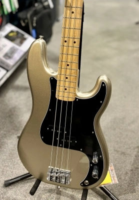 Fender - 75th Anniversary Precision Bass, Maple Fingerboard - Diamond Anniversary 2